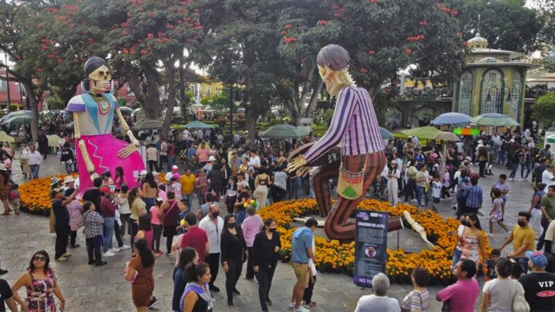 Valle de catrinas en Atlixco se coloca en la preferencia de los turistas en esta temporada de todos santos