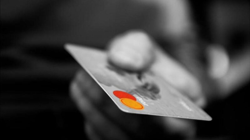 Condusef da a conocer nuevo modus operandi en tarjetas bancarias