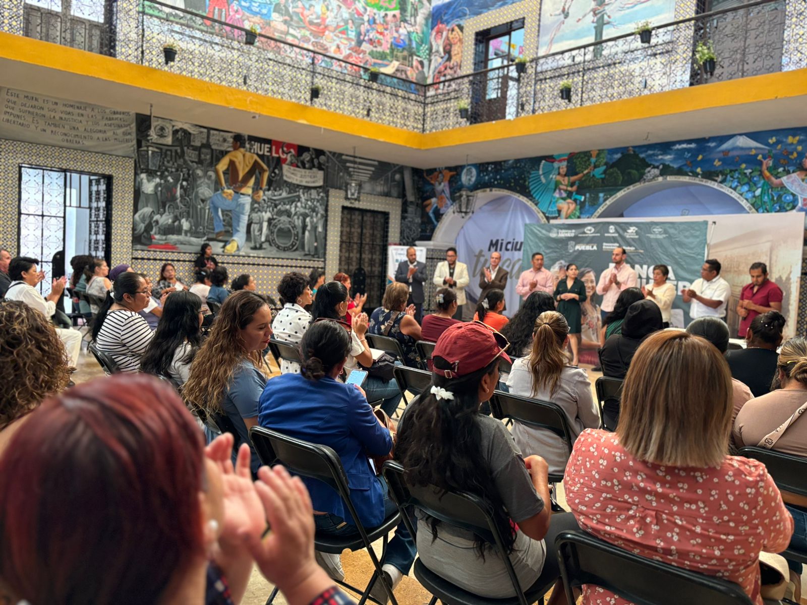 Gobierno de Puebla y presidenta de Atlixco Ariadna Ayala, impulsan el Programa Banca de la Mujer