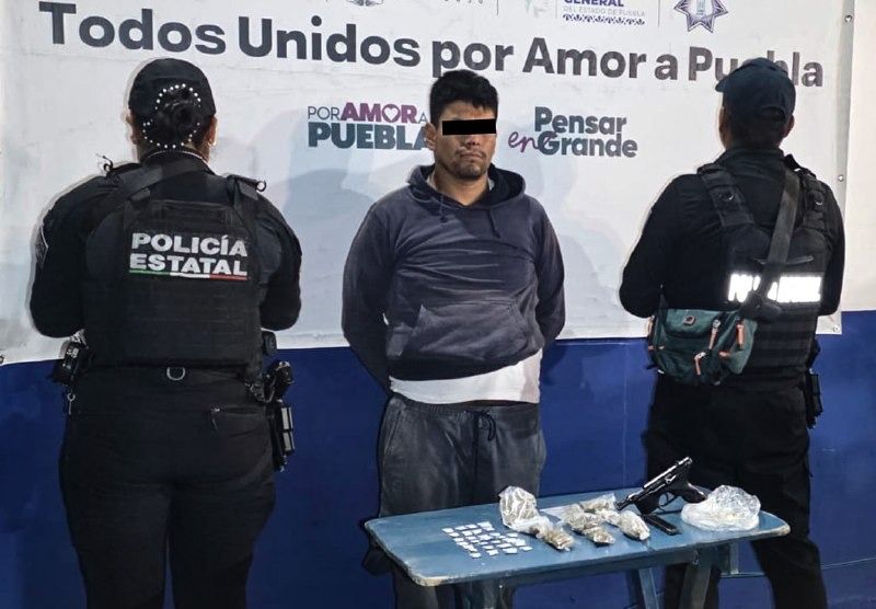 Policía Estatal detiene a hombre armado y en posesión de droga en Huaquechula