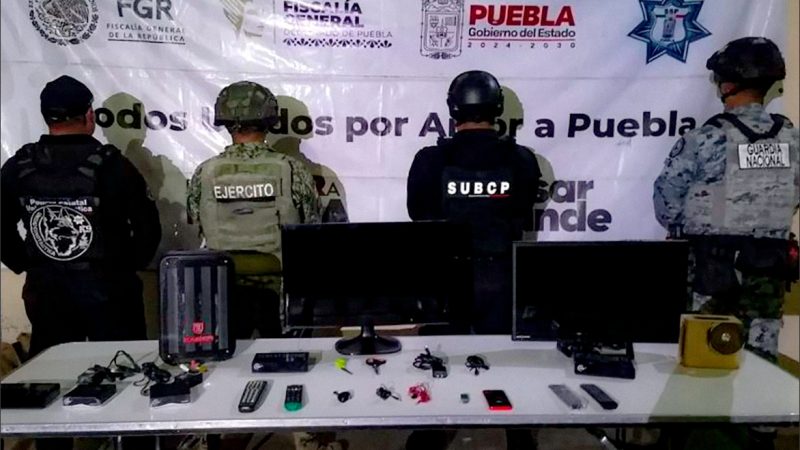 Fuerzas de seguridad efectúan revisión al penal de Acatlán