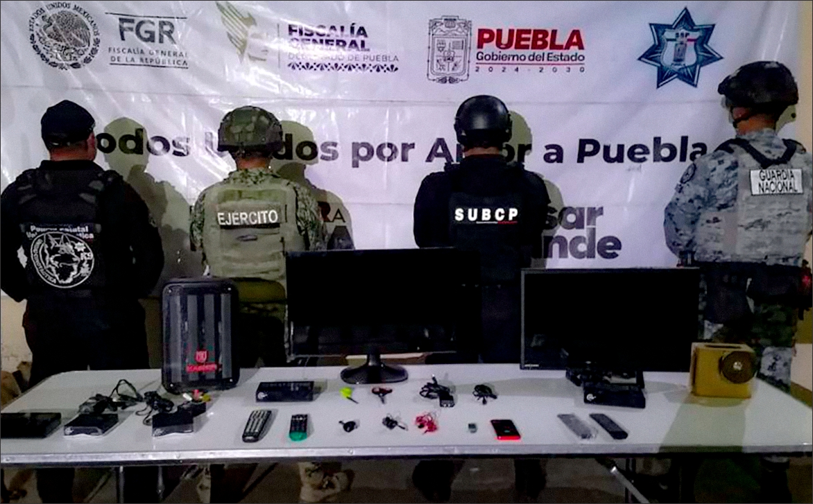 Fuerzas de seguridad efectúan revisión al penal de Acatlán